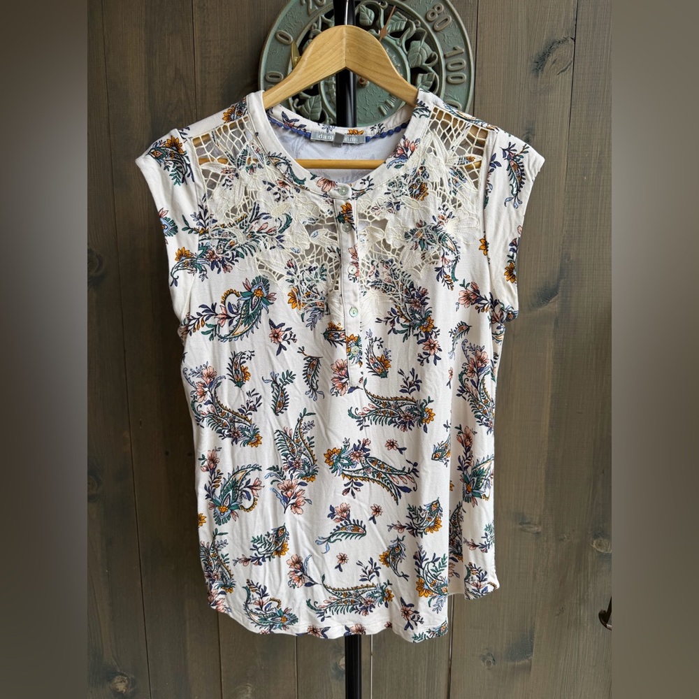 Daniel Rainn White Floral Lace Blouse